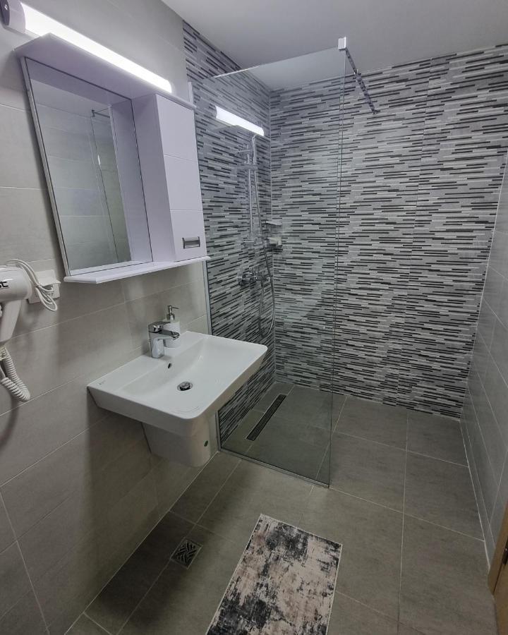 Modern & Trendy Apartment Skopje Exterior foto